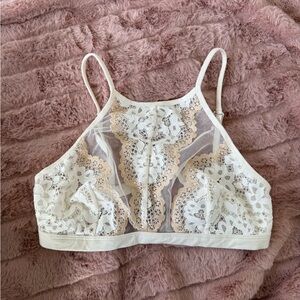 Victoria's Secret Cream Lace Bridal Bralette